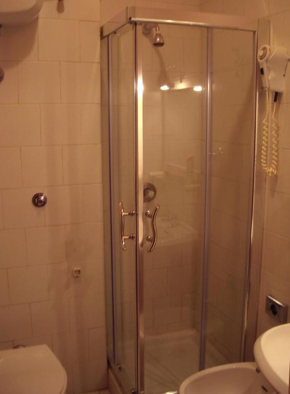 Hotel New Baby Καζέρτα Δωμάτιο φωτογραφία
