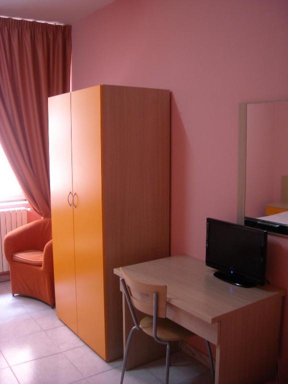 Hotel New Baby Καζέρτα Δωμάτιο φωτογραφία