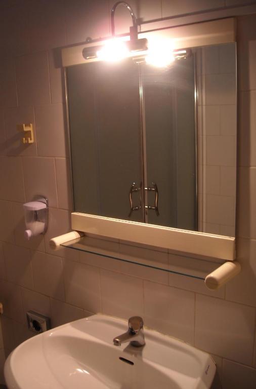 Hotel New Baby Καζέρτα Δωμάτιο φωτογραφία