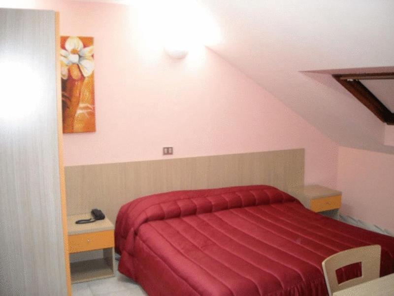 Hotel New Baby Καζέρτα Εξωτερικό φωτογραφία